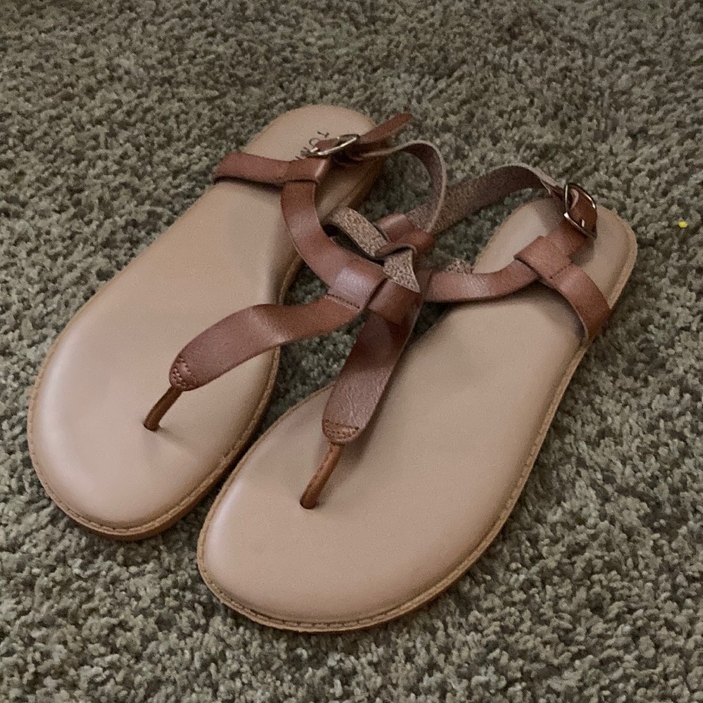 Torrid women’s sandals 9.5ww